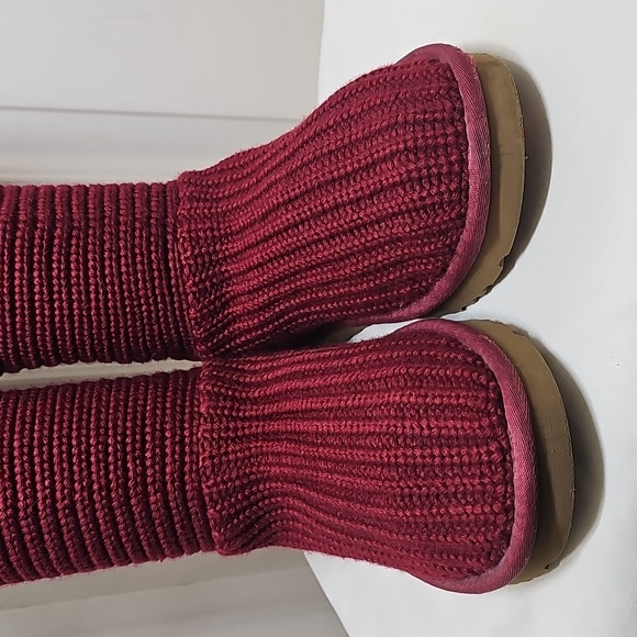 UGG Classic Cardy  Burgundy Knit Button Boots - Picture 10 of 16